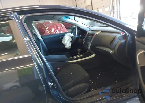 2015 Nissan Altima 2.5 S from USA, damaged, VIN 1N4AL3AP9FC101351